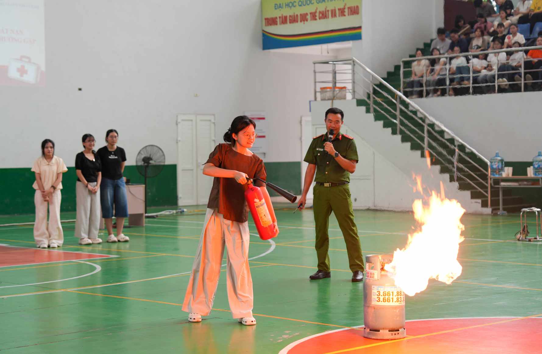 Từ giảng đường đến cộng đồng: Sinh viên Y Dược sẵn sàng ứng phó trước những tình huống khẩn cấp